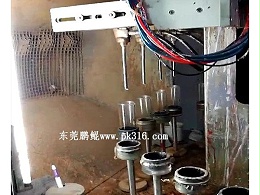 化妆品瓶内壁自动喷漆机，价格为何有差距