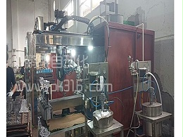 鹏鲲自动化与江苏某荣玻璃制品公司合作玻璃制品6轴喷漆设备案例