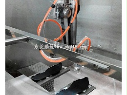 鞋底喷胶机