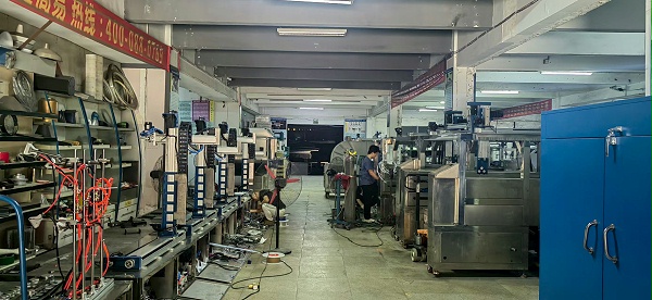 东莞鹏鲲八轴喷漆设备厂家