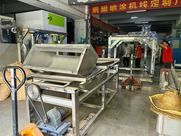 五金配件静电喷粉抓取烘烤流水线