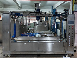 马达盖自动喷漆设备