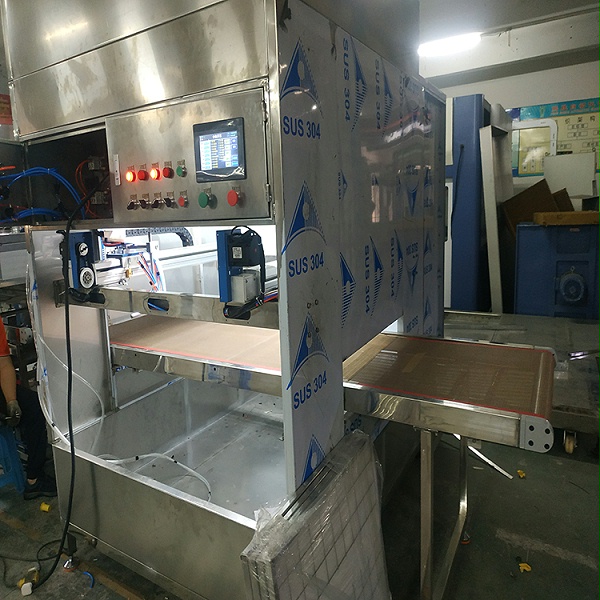 人造鸡蛋自动化喷漆流水线