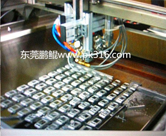 硅胶按键自动喷漆机 (3)