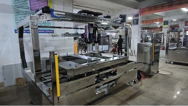 塑胶配件八轴自动喷胶设备