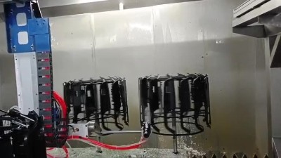 汽车配件四工位六轴自动喷涂设备