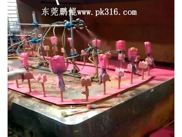 玩具<i style='color:red'>自动喷油机</i>可以私人订制吗？