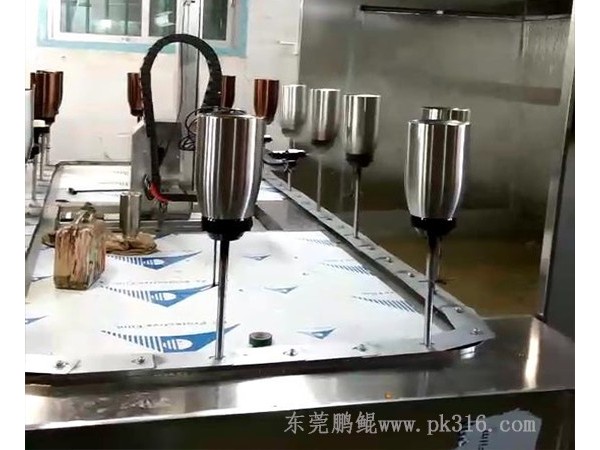 客户选择保温杯自动喷漆设备的理由都有哪些呢？