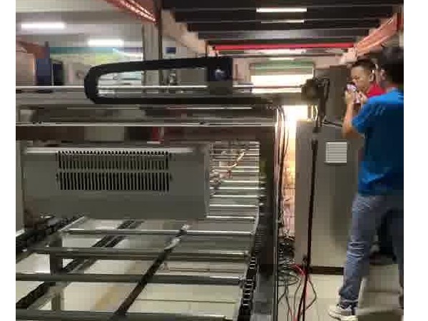塑胶件喷漆生产线