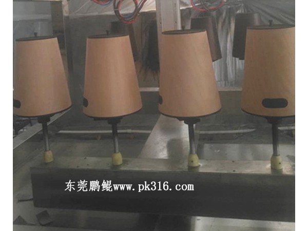 深圳塑料桶自动喷漆流水线一般能省多少人工