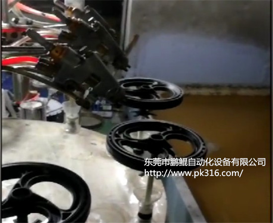 角轮工业脚轮自动喷漆机