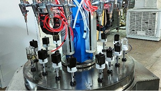 8mm口径玻璃瓶香水瓶内壁小型转盘式喷涂设备 8mm口径玻璃瓶香水瓶内壁小型转盘式喷涂设备